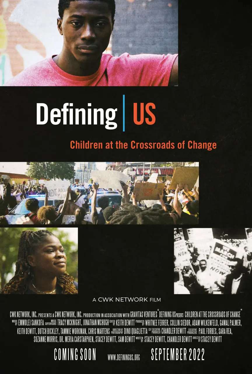 《定义美国》深度影评：一部撕裂与融合的社会剖析，寻找身份认同的迷途之光